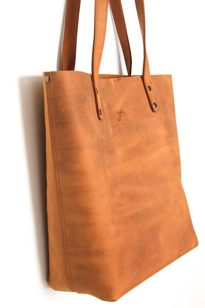 Calgary Classic Tote - Maple