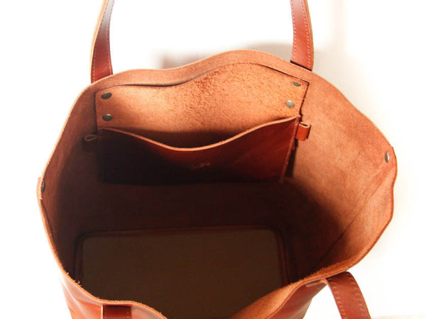 Calgary Classic Tote - Cedar