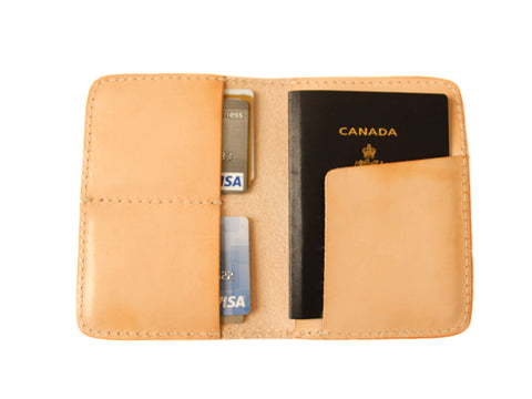 Passport Wallet — Vegetable Tanned