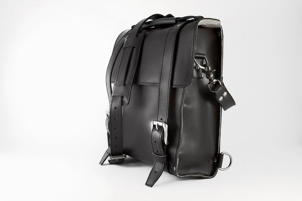 Messenger Bag — Black